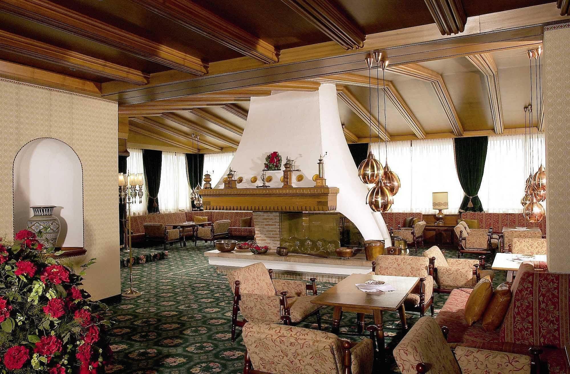 Hotel Sochers Club Selva di Val Gardena Exterior foto